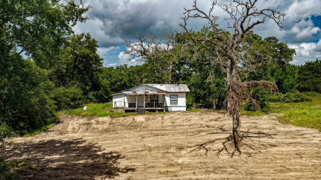 Fully Furnished House on 19 Acres