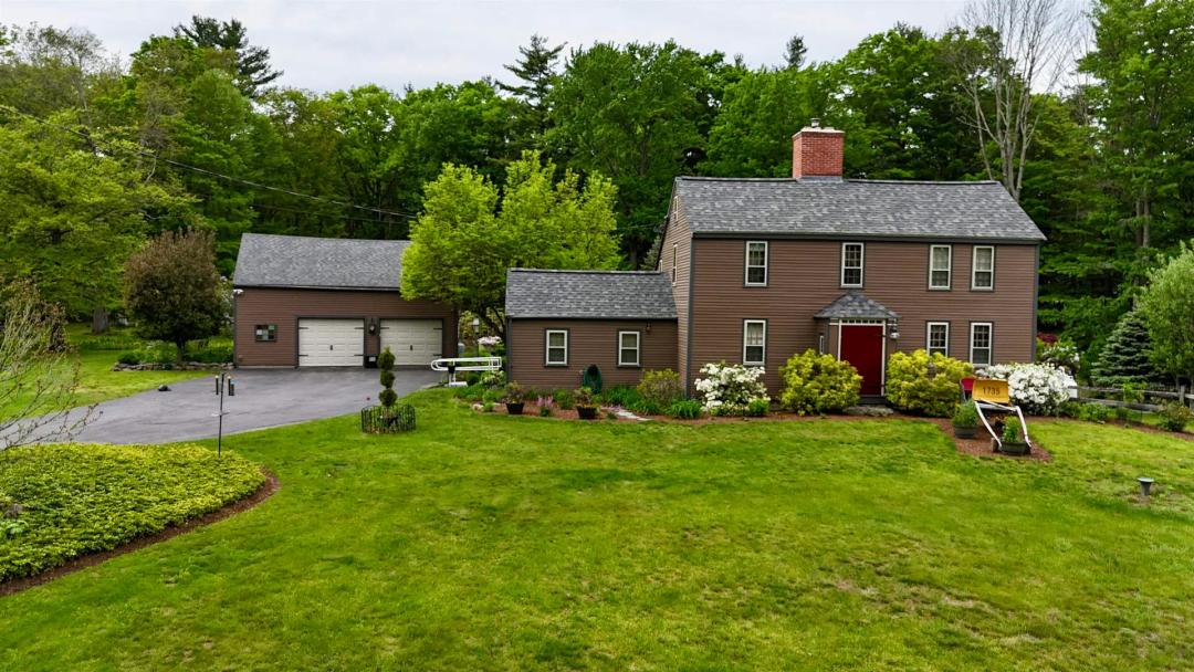 3 Bedrooms2 Bathroom on 5.34 Acres at 32 Sandown Road