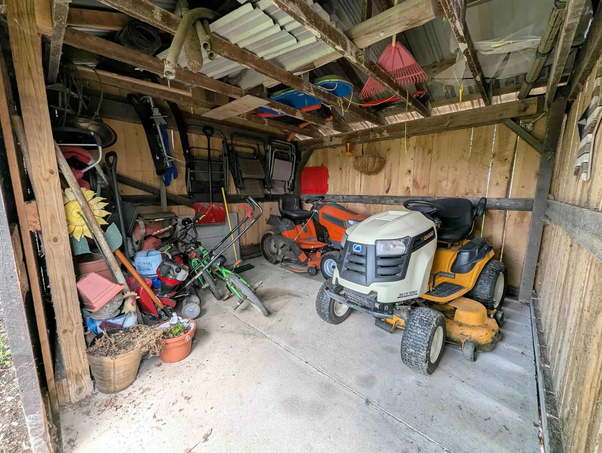 53859877-32