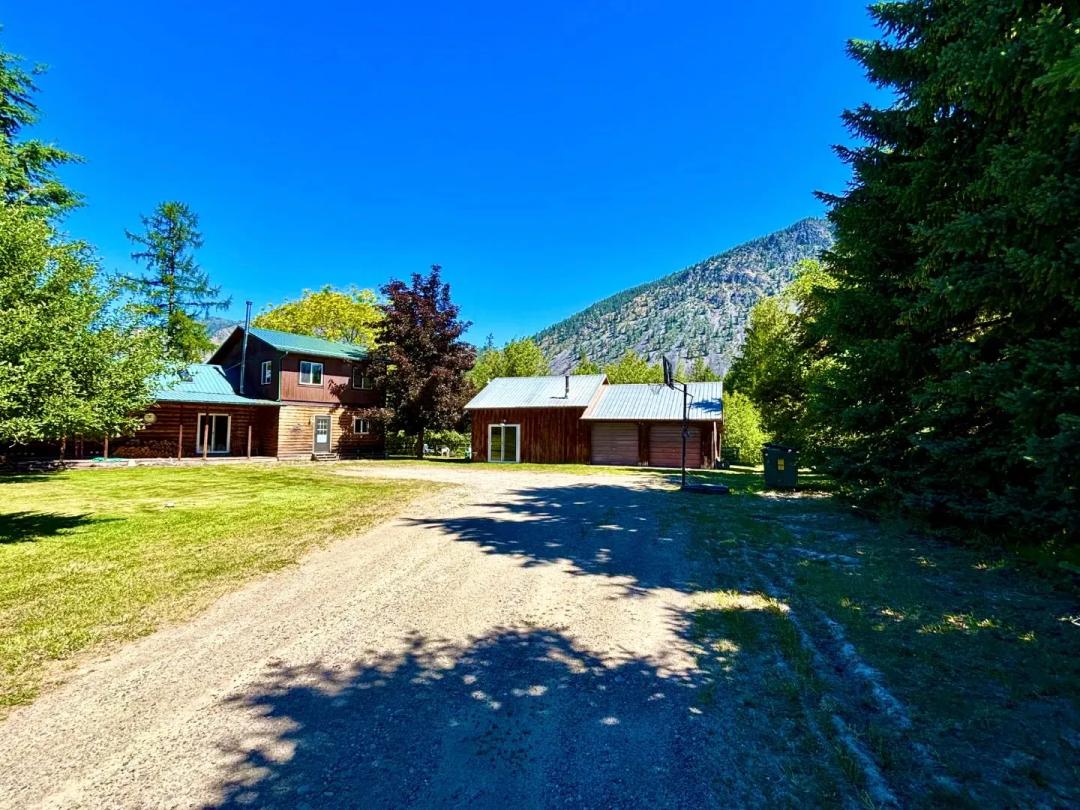 Coveted Clark Fork Retreat