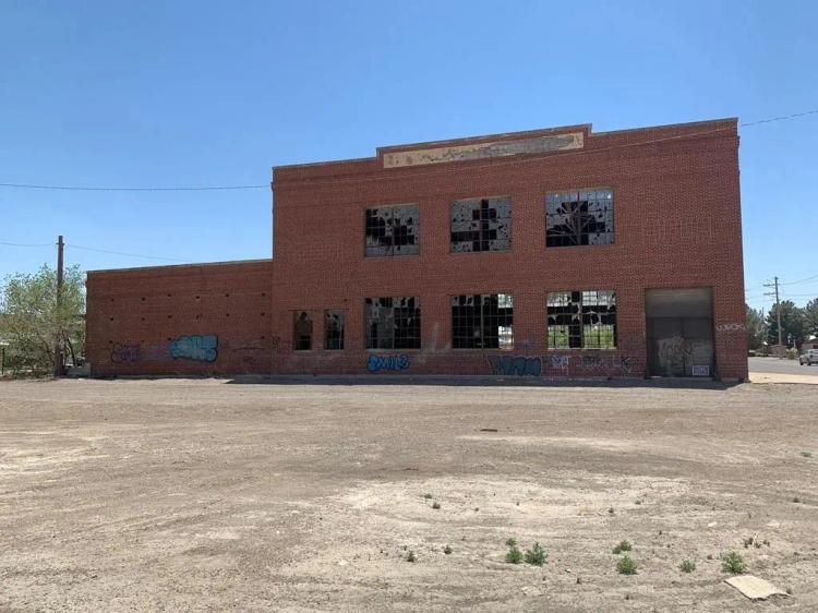 100 S Elm Ave Pecos, TX