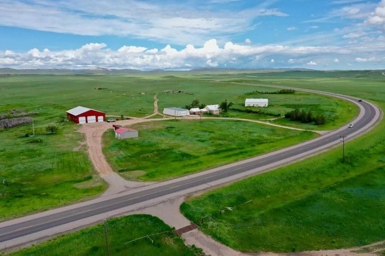 55640750-18