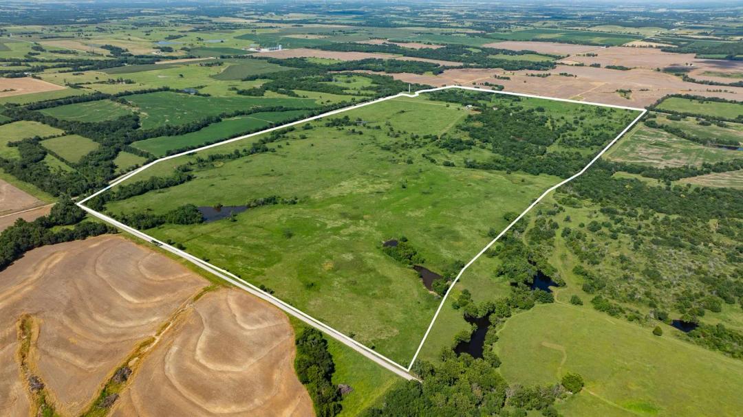 315.17± Acres|Country Home|Pasture|Rec Land| Absolute Auction