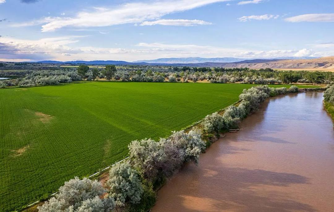 192 Acres for Sale On the Big Horn River