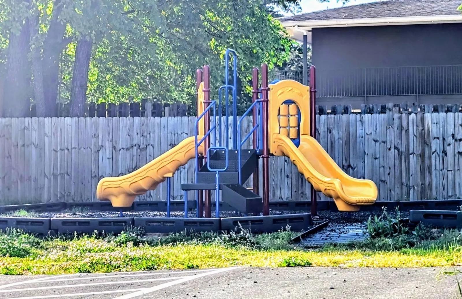 5632373-2