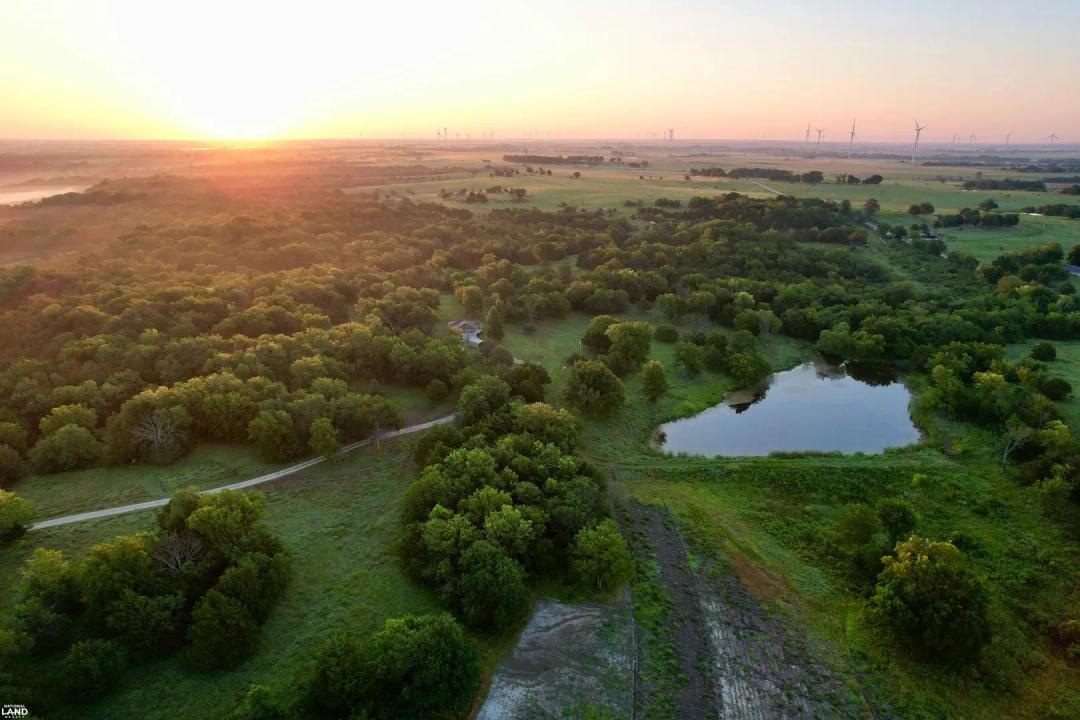 Deer Creek Retreat - Hunting and Home