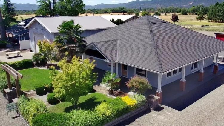 5117 Gebhard Rd. Central Point, OR 97502