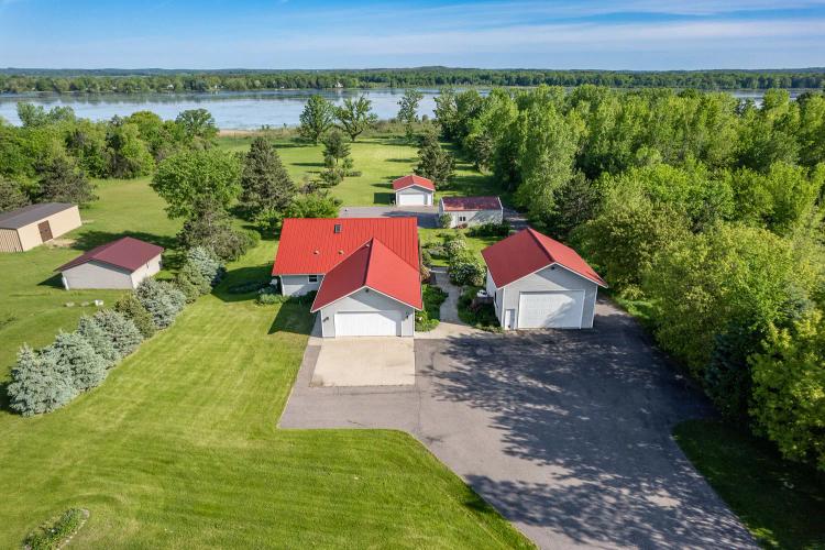 3 Bedroom Home on Buffalo Lake Marquette County WI