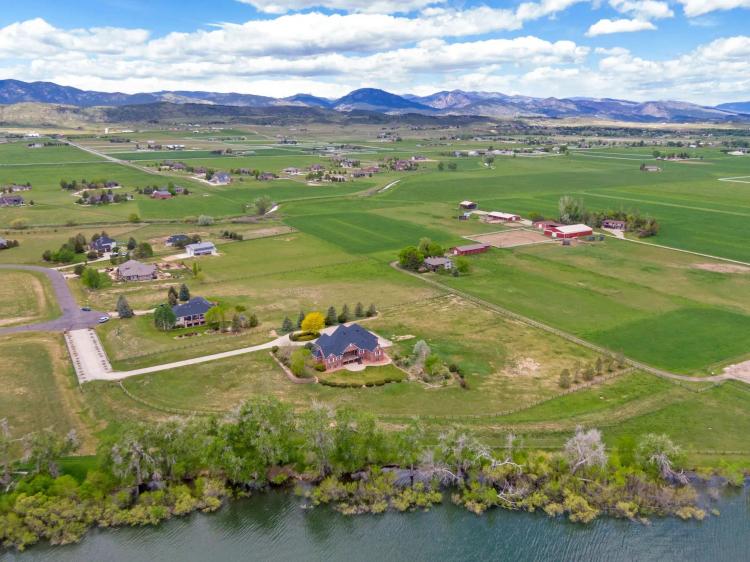 True Waterfront Estate in Paradise Valley