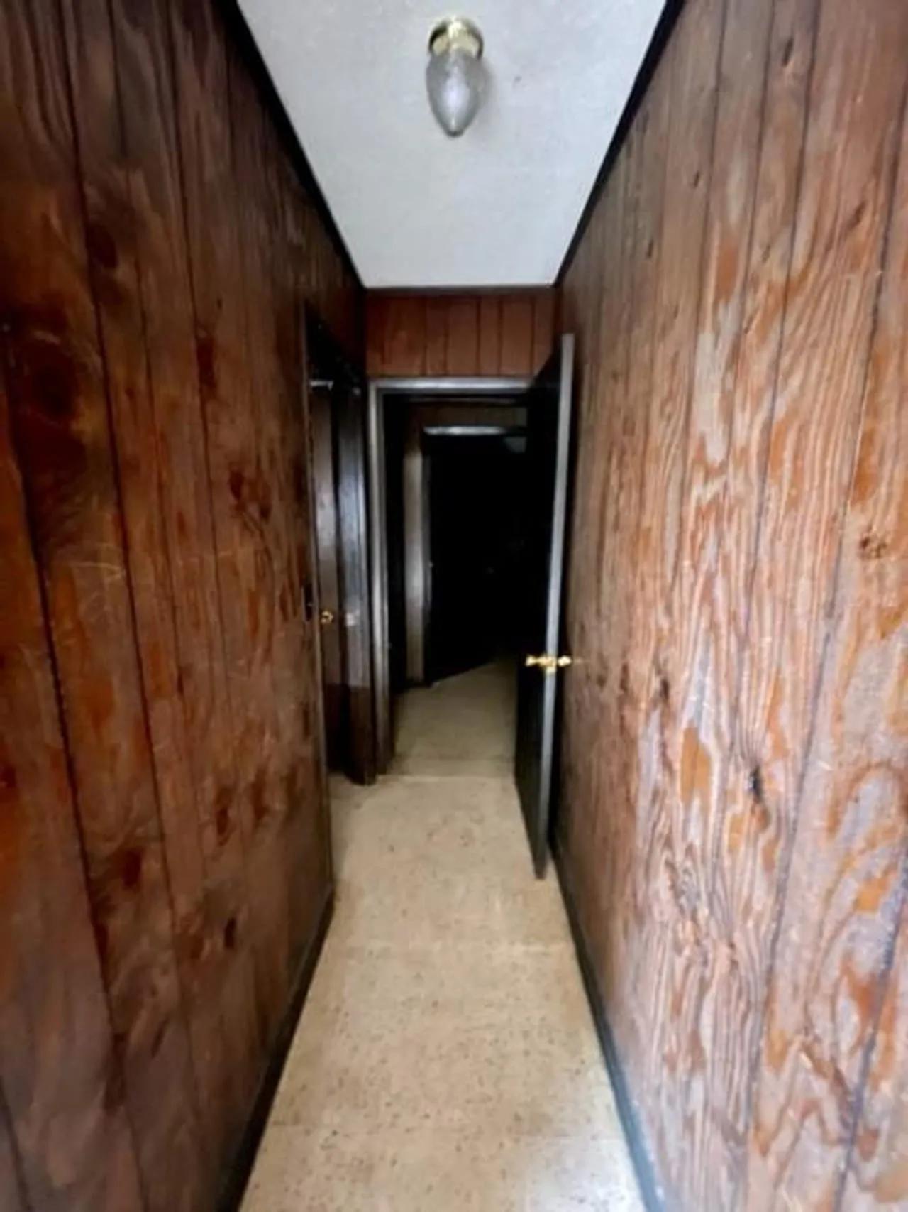 56886853-9