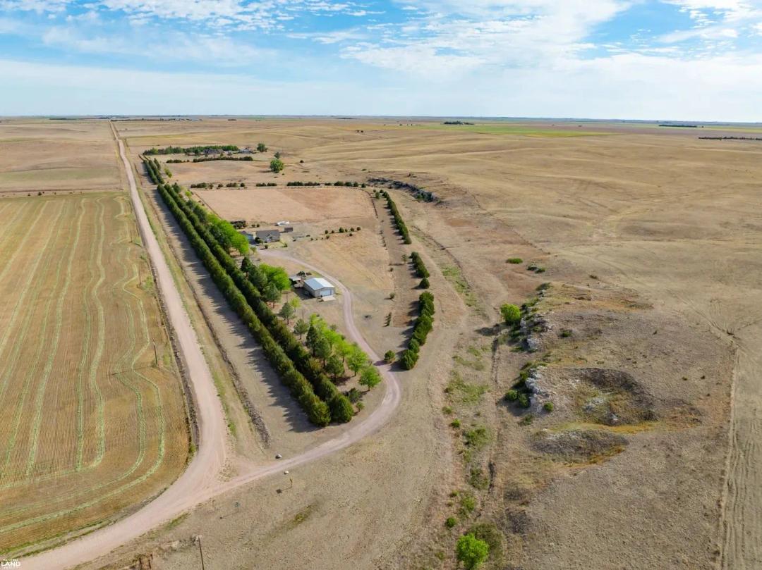 Exceptional Residential and Recreational Estate