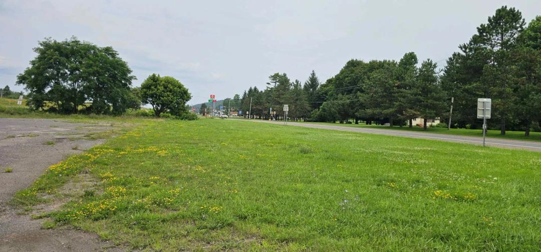 Commercial Lot with High Traffic and Visibility in Tully NY 515 State Route 281