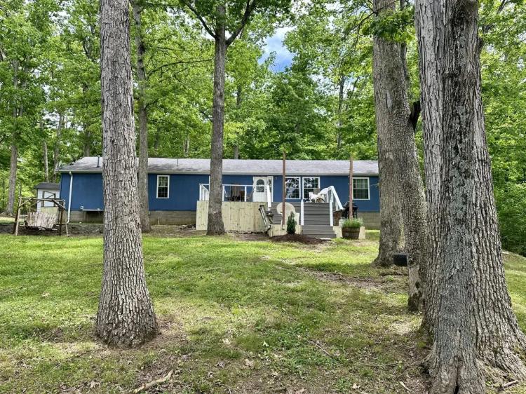 Total package lake home in Centralia