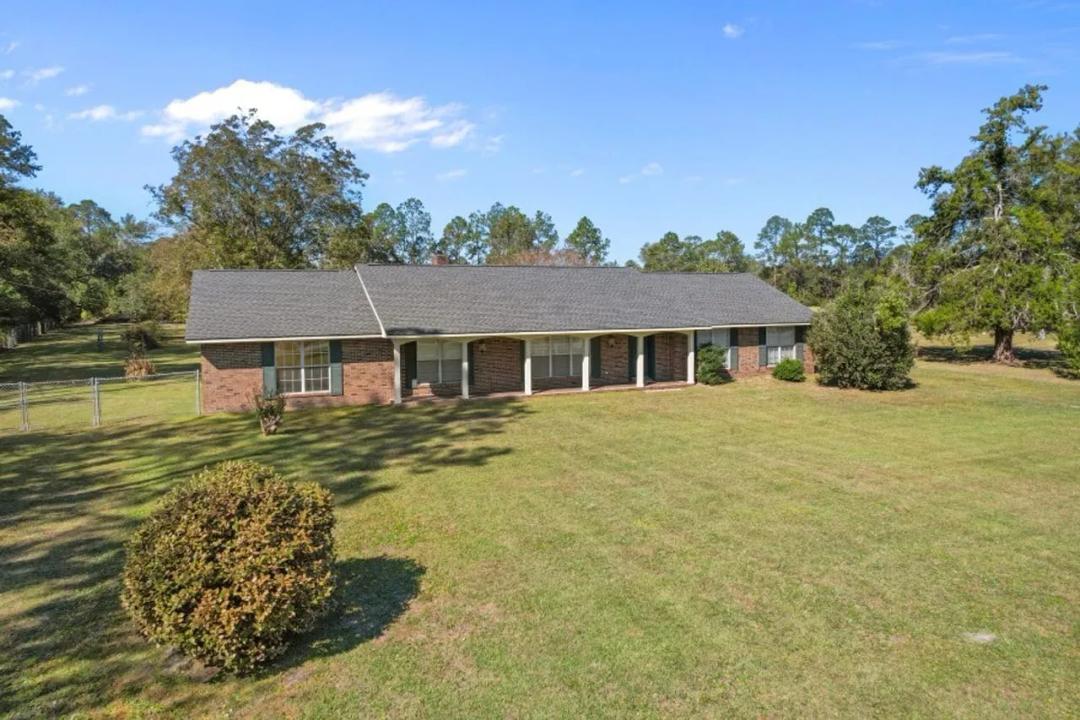 Charming Brick Home on 1.56 Acres in Waycross, GA