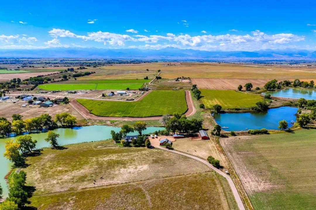 35 Acres with Two Homes & 8 Acre Lake