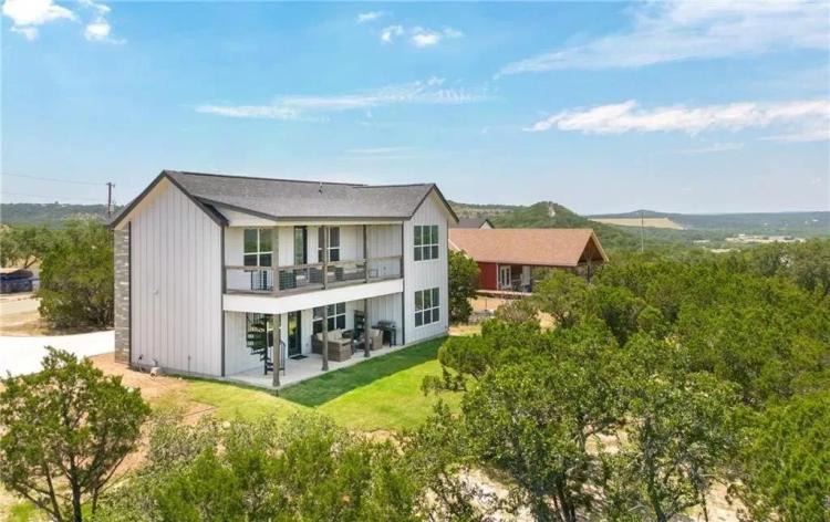 869 Kindersley Street, Canyon Lake, Texas 78133