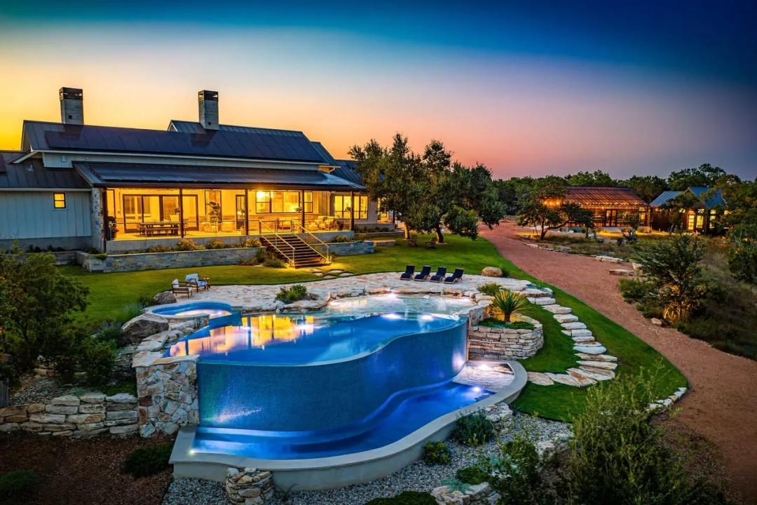 Wimberley TX 15.97 AC Luxury Ranch Estate | 1165 Toro Pass