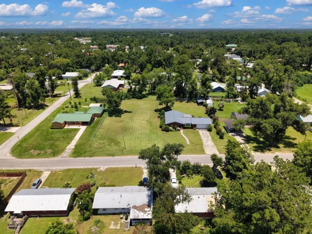 319 SE Bunker St Madison, FL 