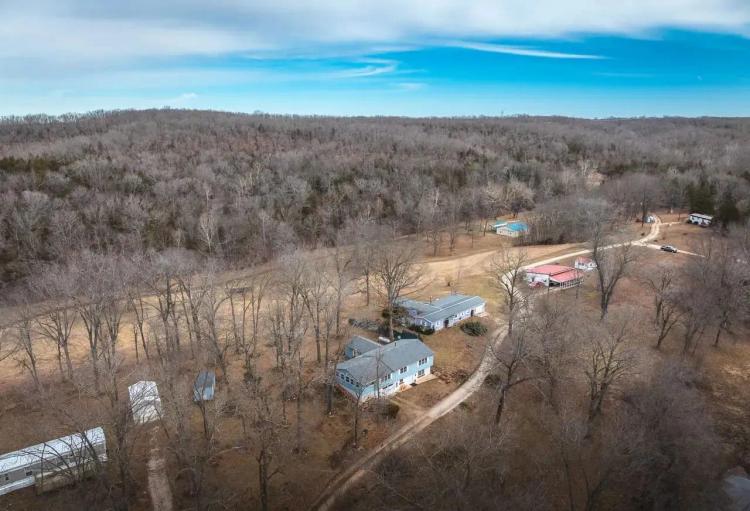 Phelps County Private Lake &amp; Land