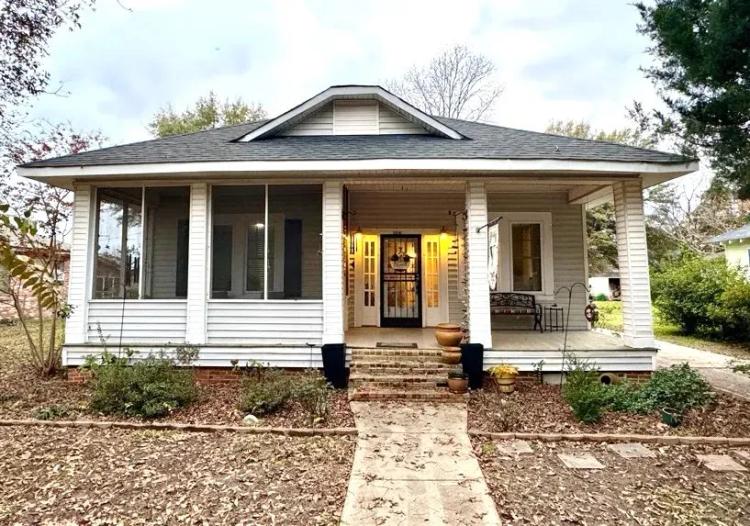 Home in Washington County at 306 Willeroy Street in Leland, MS
