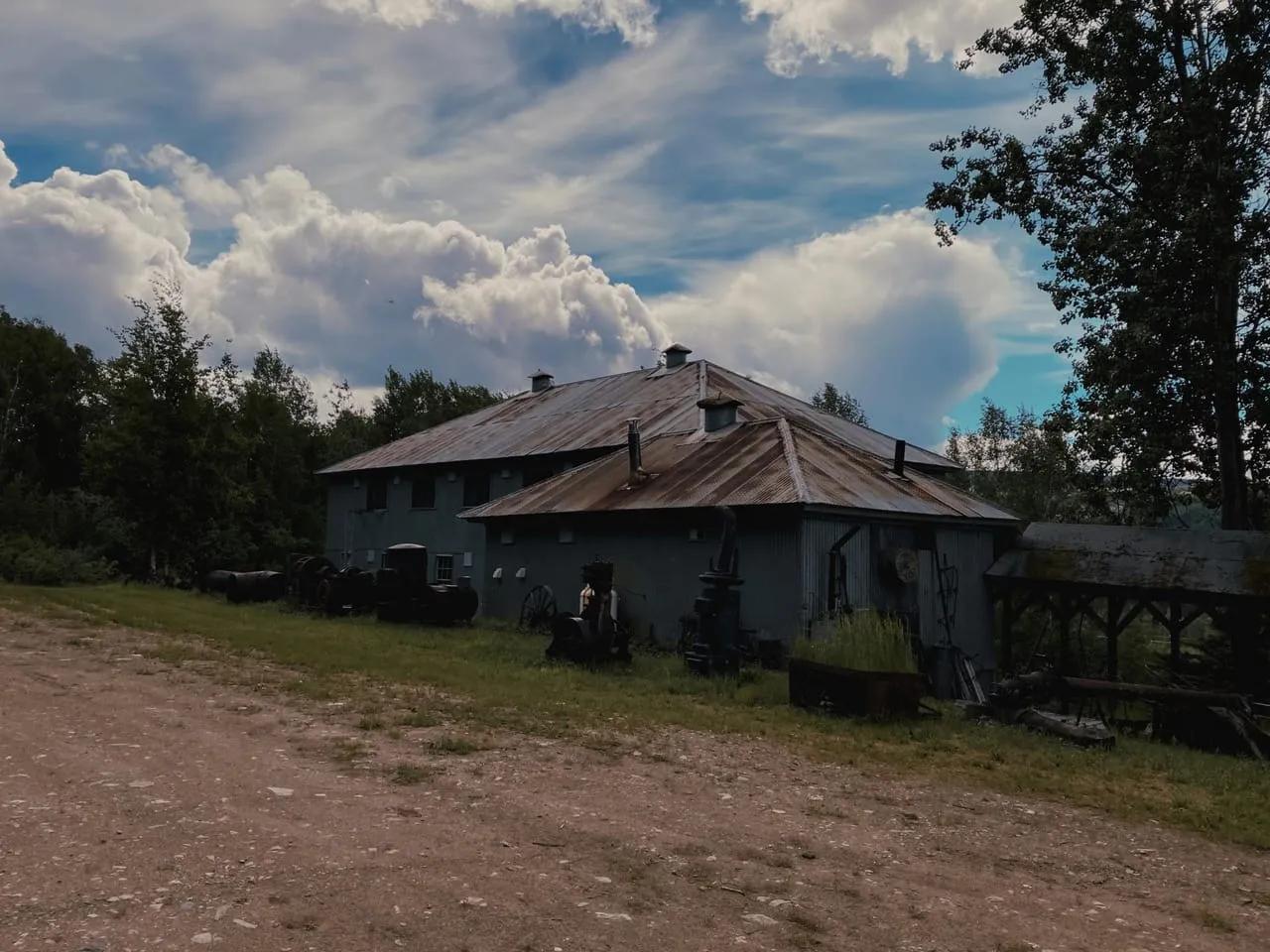 60488715-23