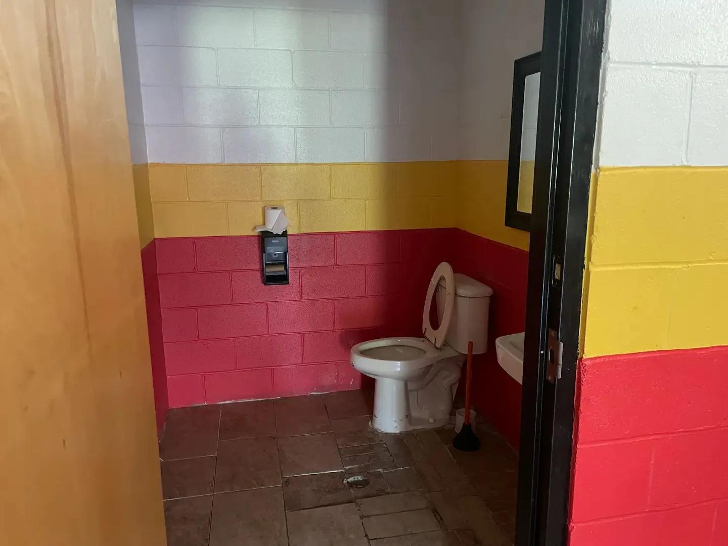 60773923-12