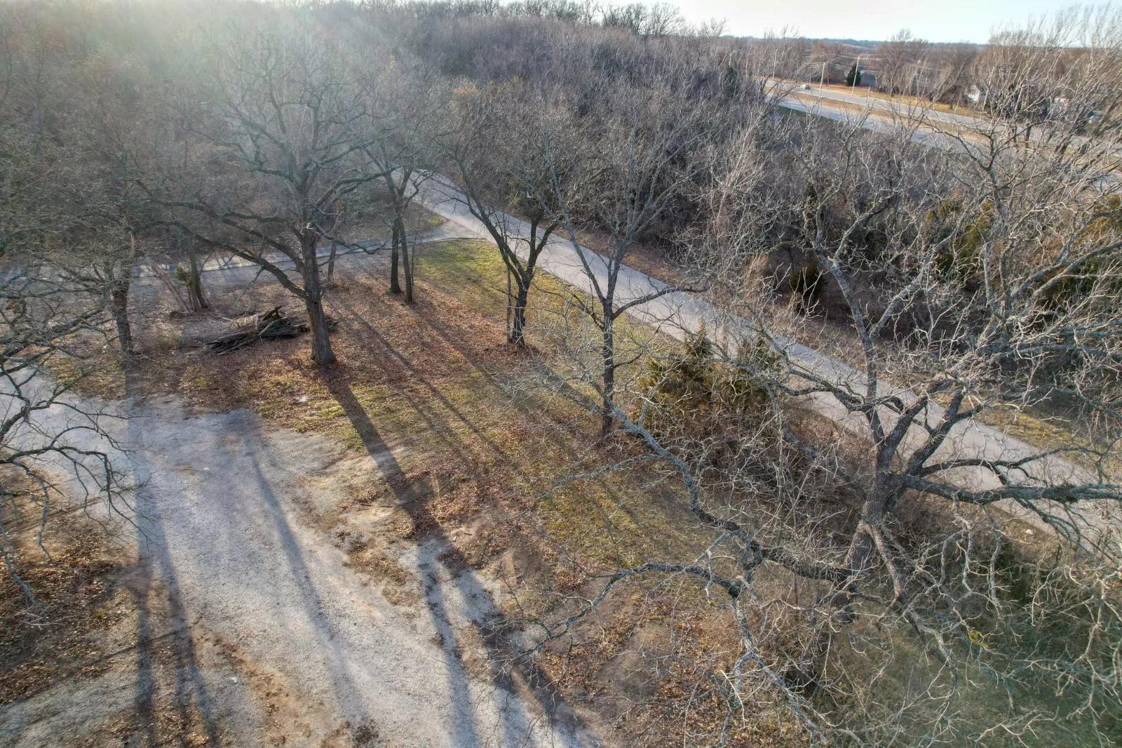 60908253-10