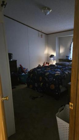 61180847-18