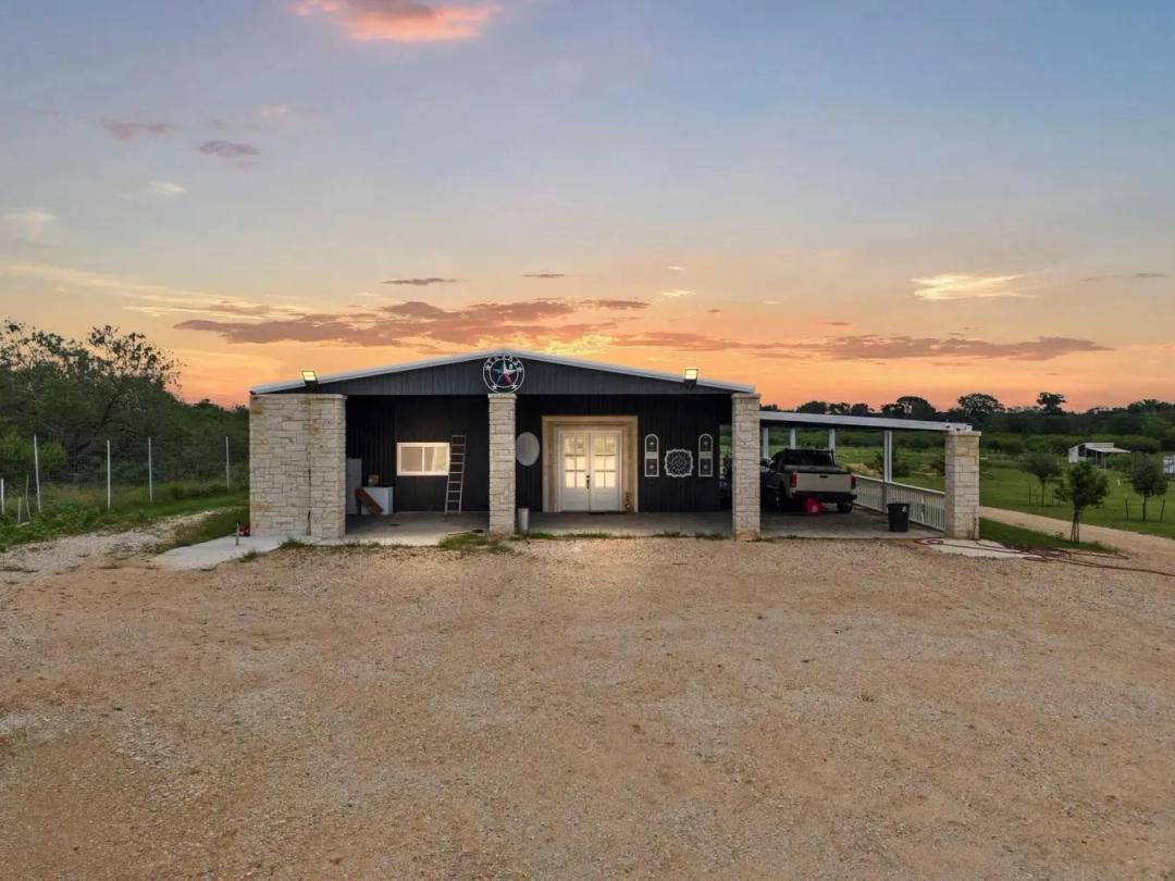 1950 County Road 430