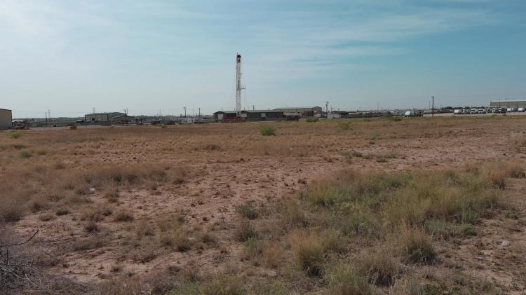 8815 E County 95, Midland, TX 79706