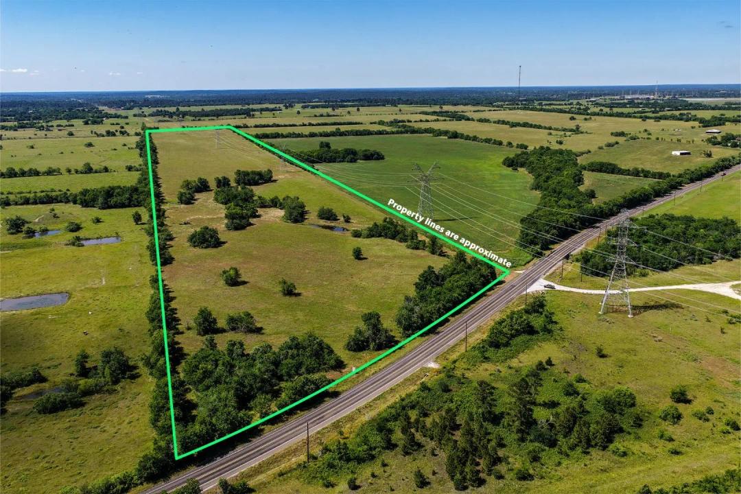 60 Acres Hwy 30