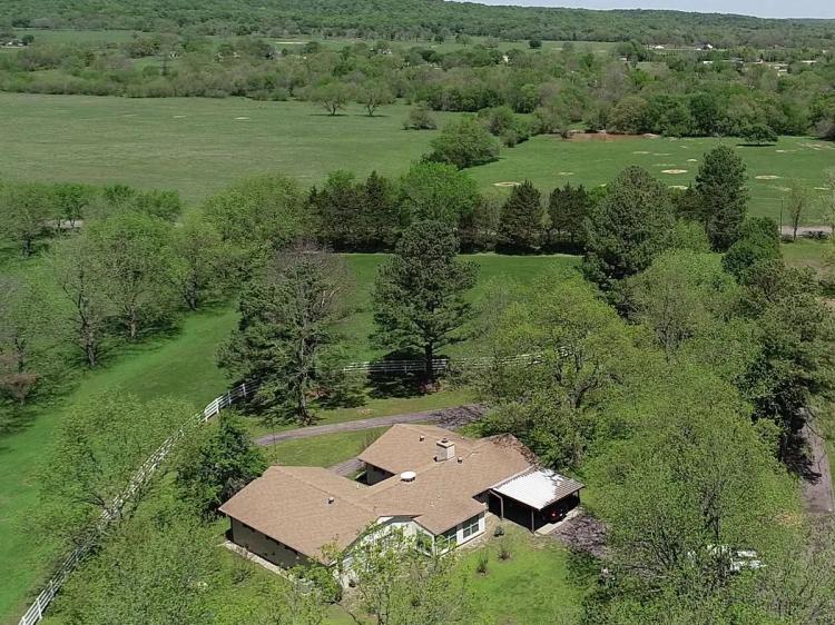 10 ± Acres with updated home– Ada, OK, Pontotoc County