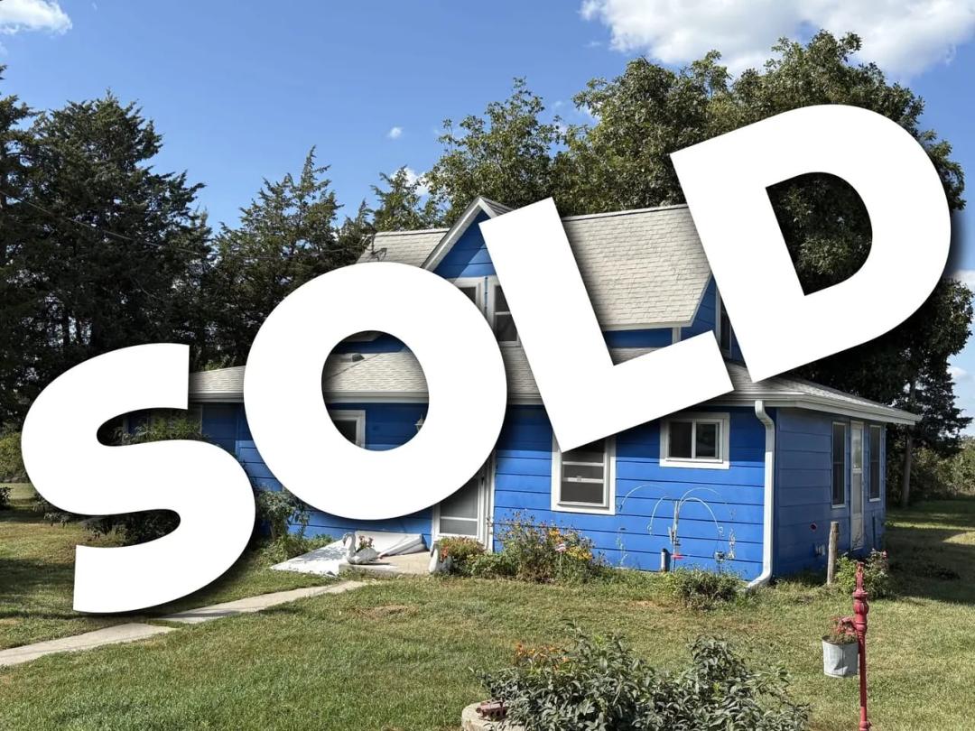 Listing #18608 - Lucas, IA