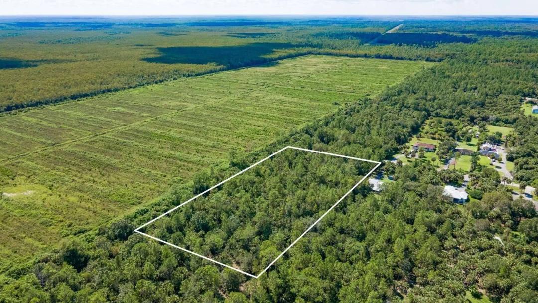 3.92 Acres - 100% Upland - Golden Gate Estates