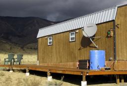 img_946-26-cabin-southeast-side