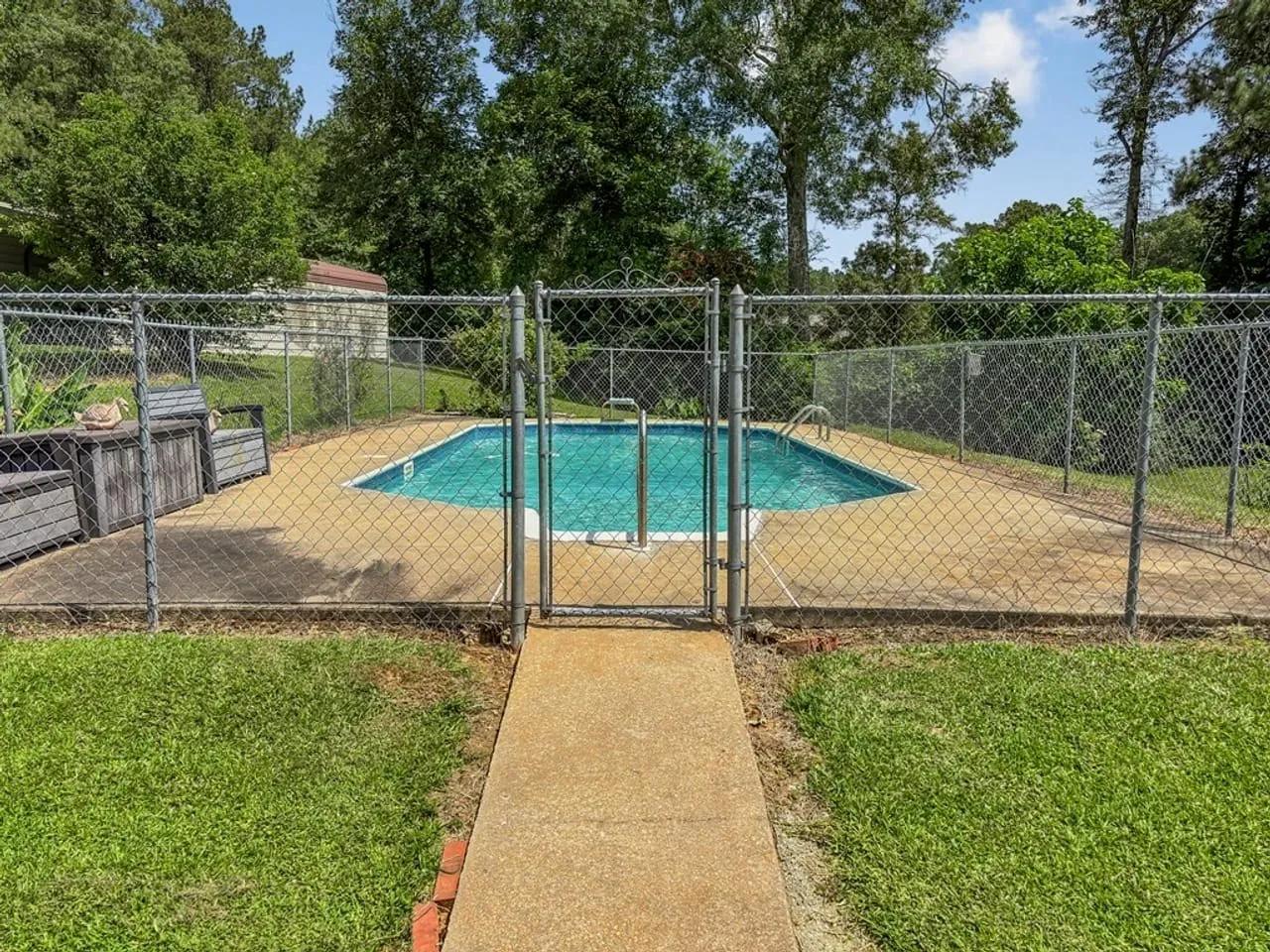62335318-6