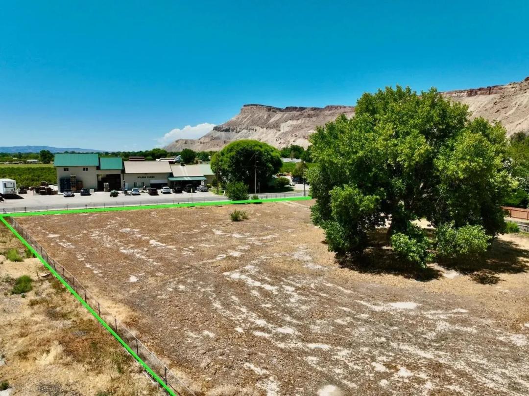 Palisade Commercial and Residential Parcel