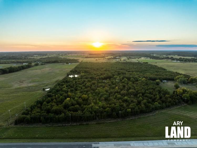 7 W 90th Street N Porter, OK 74454