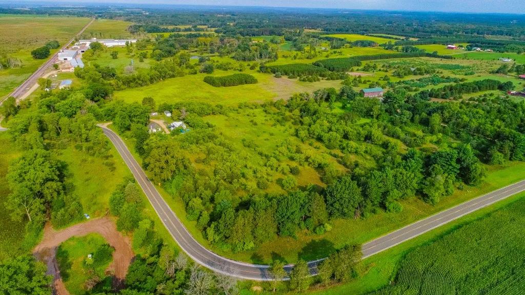 10+ acre parcel in Marquette County