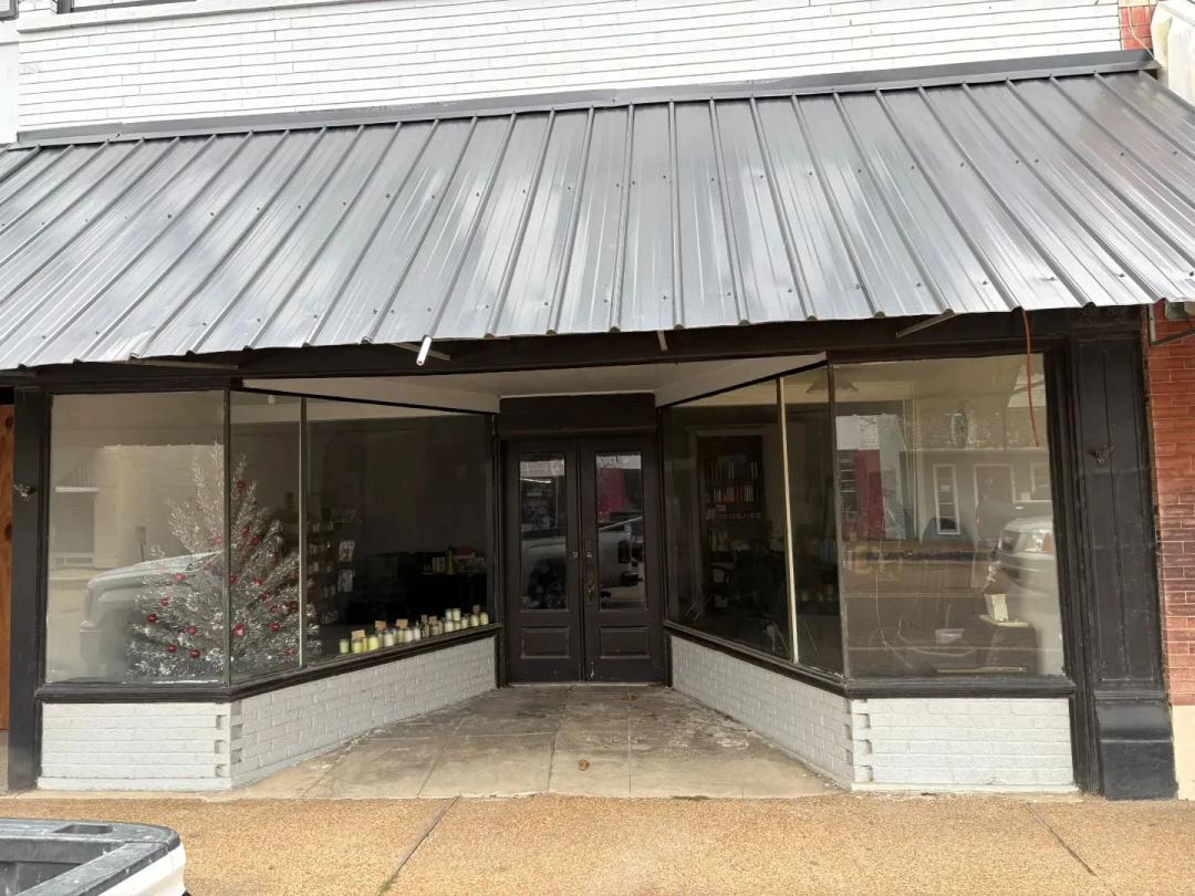 Investment Property in Humphreys County at 111 & 113 E. Jackson Street in Belzoni, MS