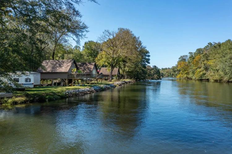 17 +/- Ac CASH FLOW INVESTMENT OPPORTUNITY ON THE CHATTAHOOCHEE RIVER!