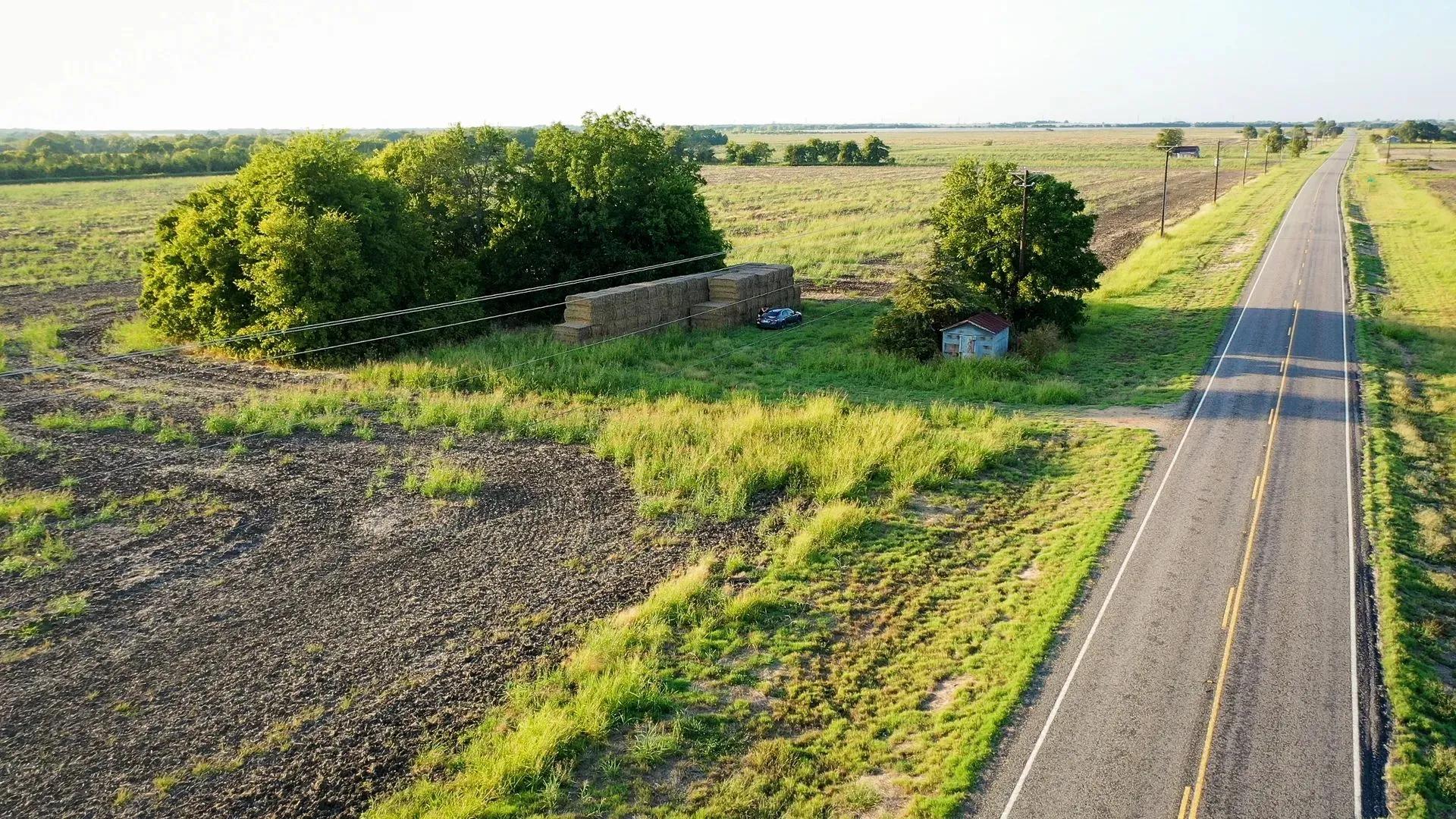 63429261-32