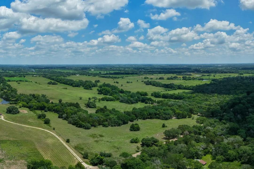5018 Wolters Rd, Schulenburg - Twin Creek Ranch - 265 Acres