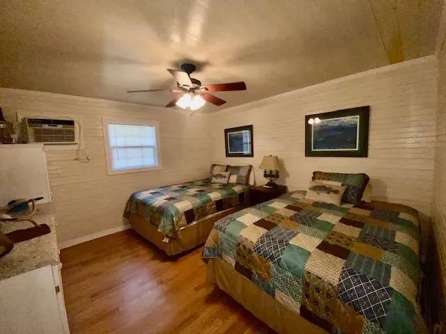 63680783-9