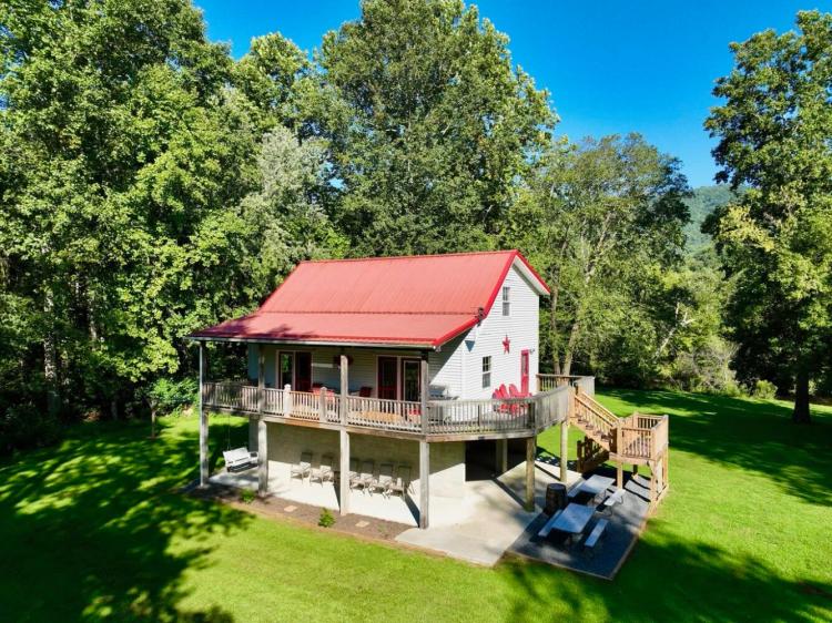 2.50 Acres at 560 S Emerald Isle