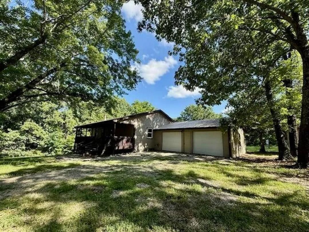 4.7 Acres 4 Bedroom 3 Bath Walkout Basement Wood Burning Fireplace 
