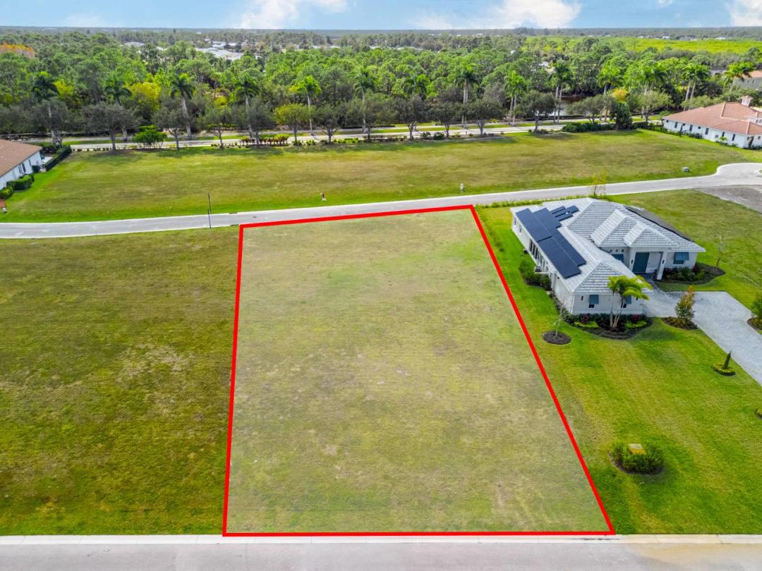 0.34 Acres at 135 SE Via Lago Garda