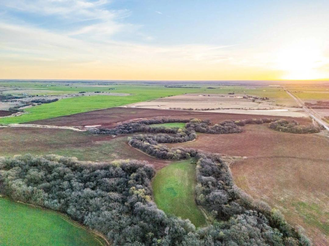 Dry Red Creek Farm