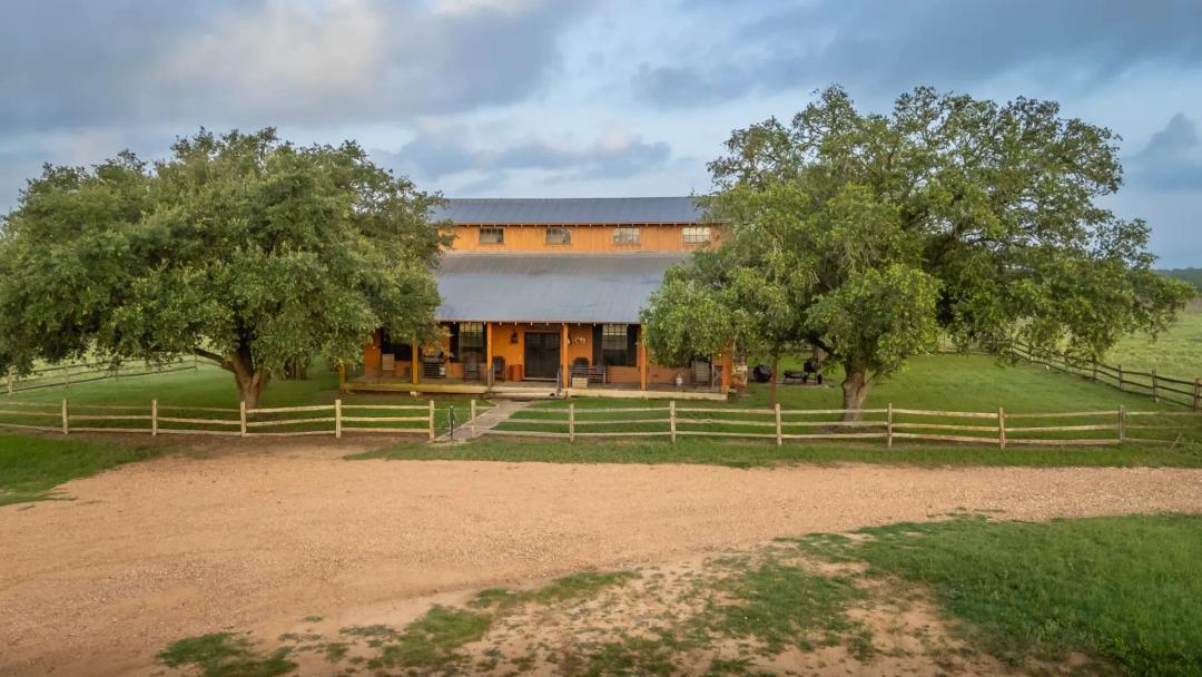 Apache Hill Ranch