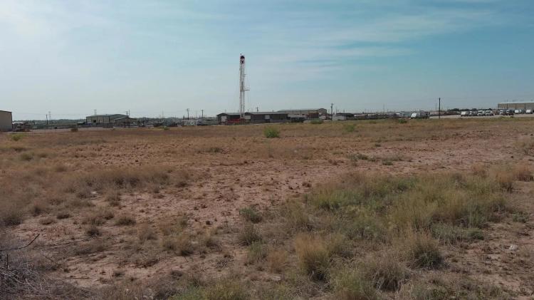 8815 E County 95, Midland, TX 79706